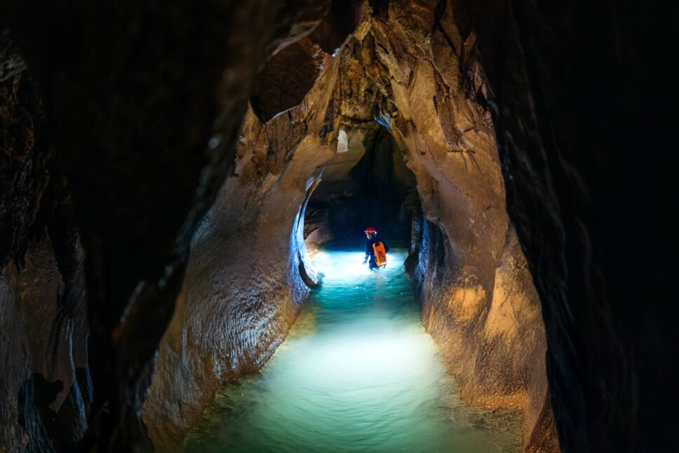 Trải nghiệm Hang Chà Lòi