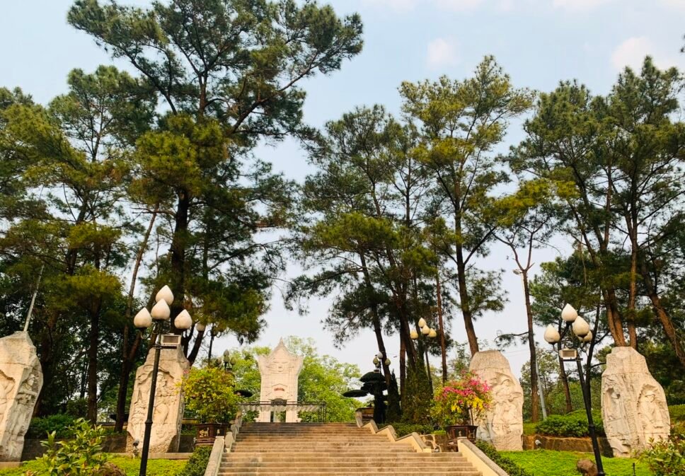 Nghĩa trang Liệt sỹ Trường Sơn