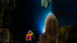 Tour Động Phong Nha 4500m bằng thuyền Kayak