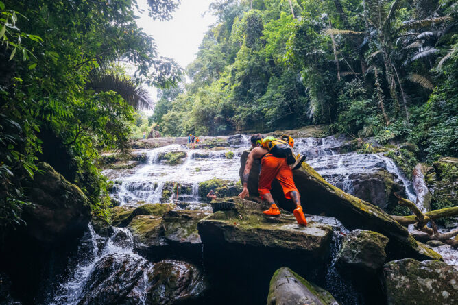 Trải nghiệm thiên nhiên tươi đẹp trên cung đường Trekking