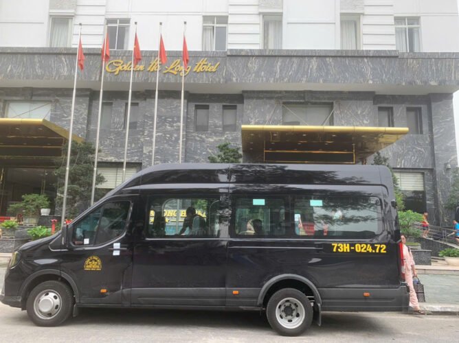 Xe 16 chỗ Quảng Trị đời mới 2026