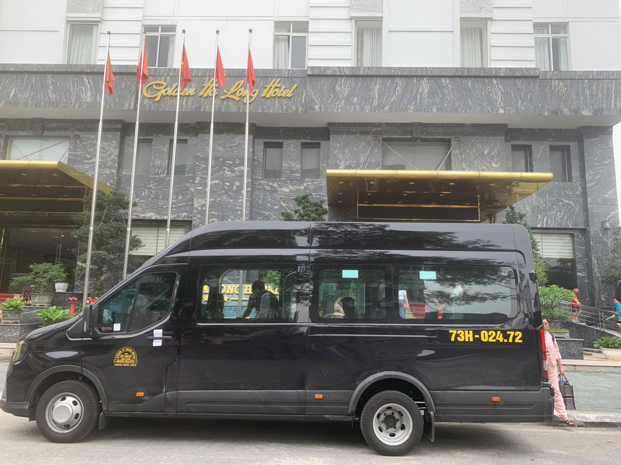Xe 16 chỗ Quảng Trị đời mới 2026