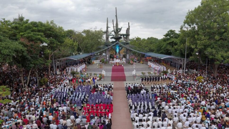Hành hương tại Thánh địa La Vang