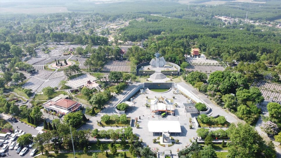 Nghĩa trang đường 9